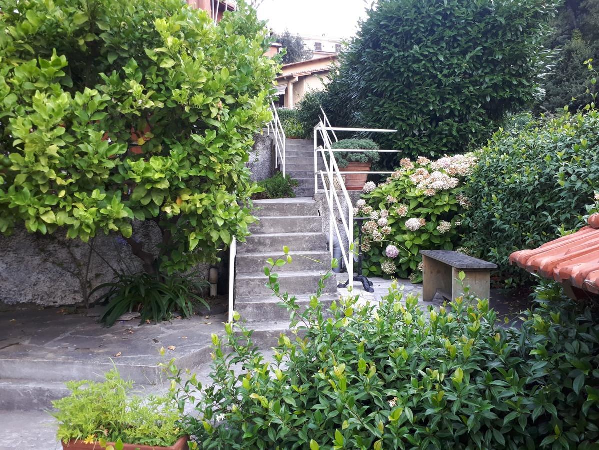 Ai Tre Limoni Bed & Breakfast Varazze Exterior photo